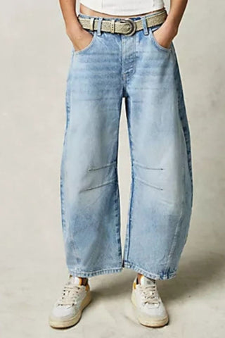 Wide Leg Jeans with Pockets